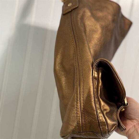 Michael Kors Bronze Metallic Leather Hobo Shoulder Bag Slouchy Y2K Mob Wife - Picture 8 of 10